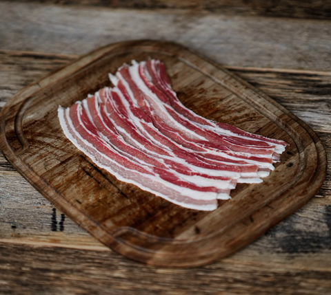 Traditionally Cured Free Range Streaky Bacon